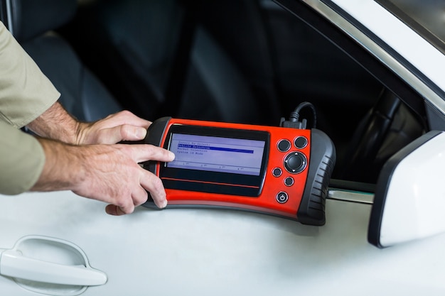 Как проверить текущую версию карт