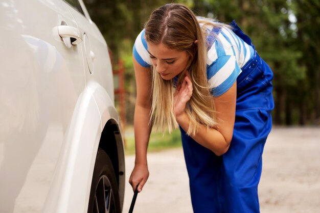 Износ или повреждение щетки дворника