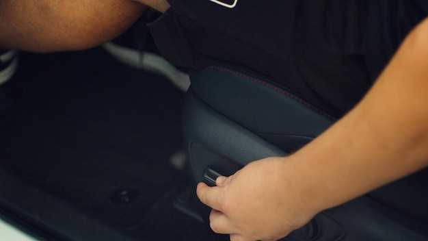 Автоматизация включения: сенсорные и выключатели