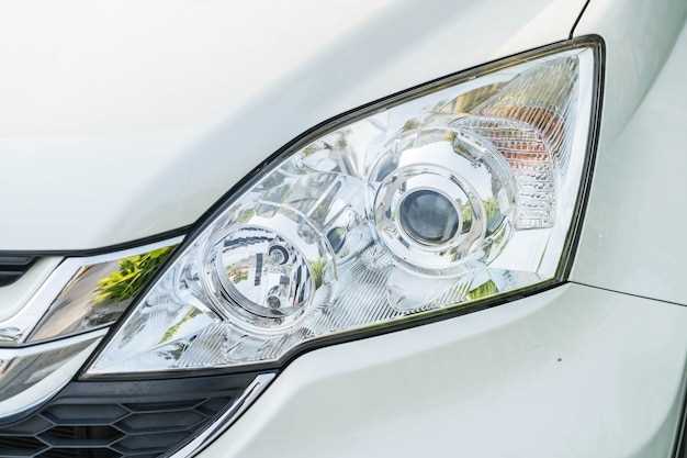 Типы ламп в фарах Рено Логан: подробный разбор